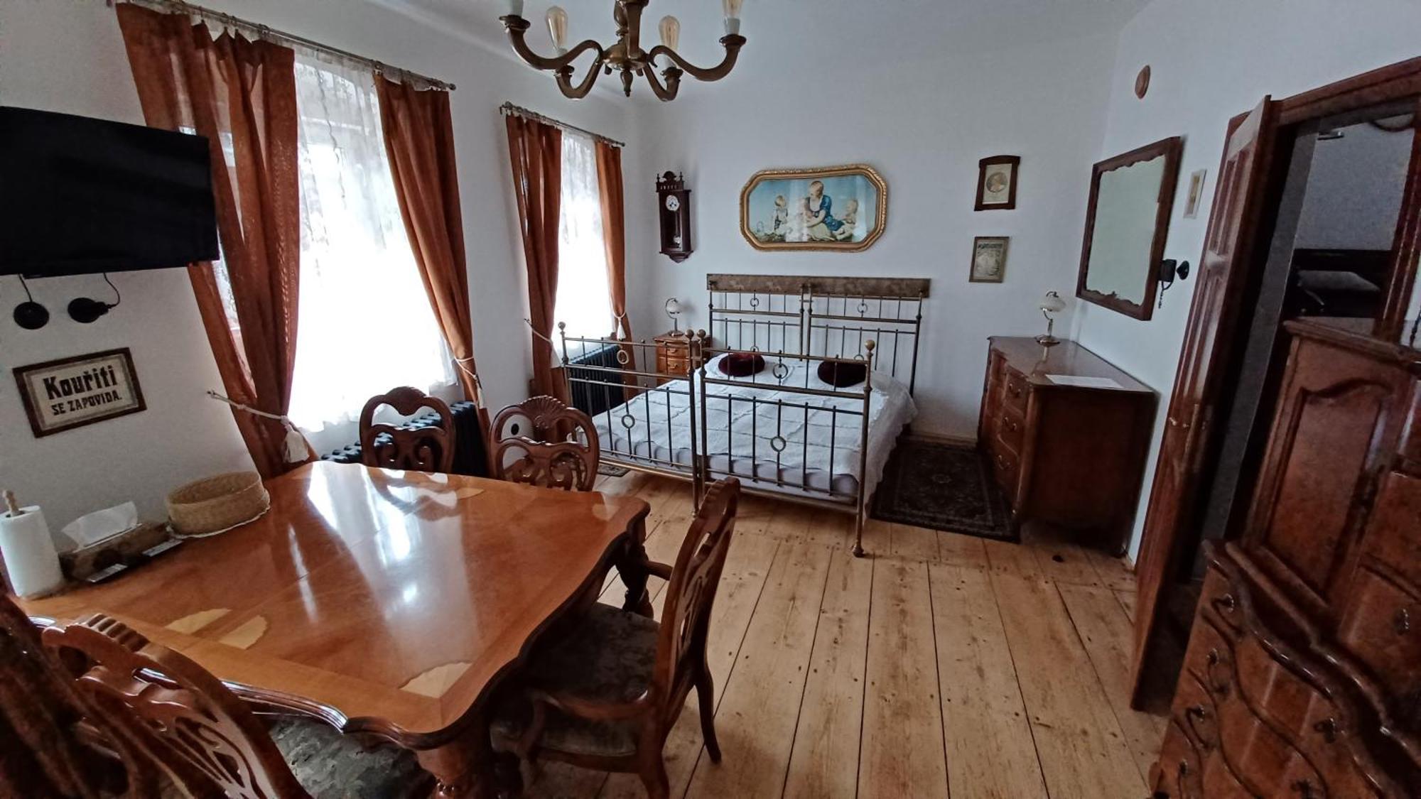 Zlata Leta - Apartmanovy Dum Jáchymov Kültér fotó